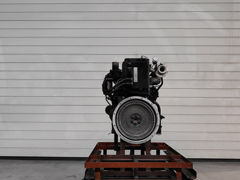 Cummins QSB3.3 RECONDITIONED - Máquina de construção: foto 2 Cummins QSB3.3 RECONDITIONED - Máquina de construção: foto 2