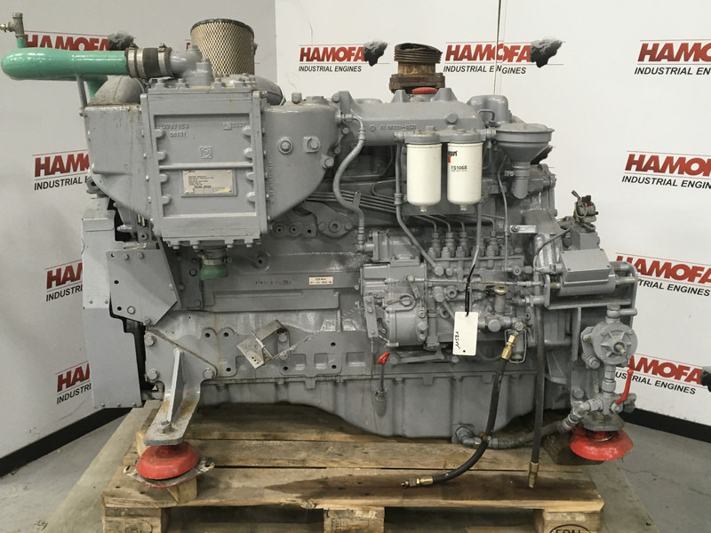 MAN D2866-LXE40 USED - Máquina de construção: foto 2 MAN D2866-LXE40 USED - Máquina de construção: foto 2