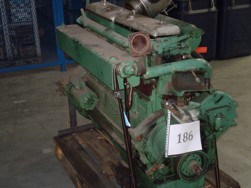 Mitsubishi 6DB10 FOR PARTS - Máquina de construção: foto 3 Mitsubishi 6DB10 FOR PARTS - Máquina de construção: foto 3