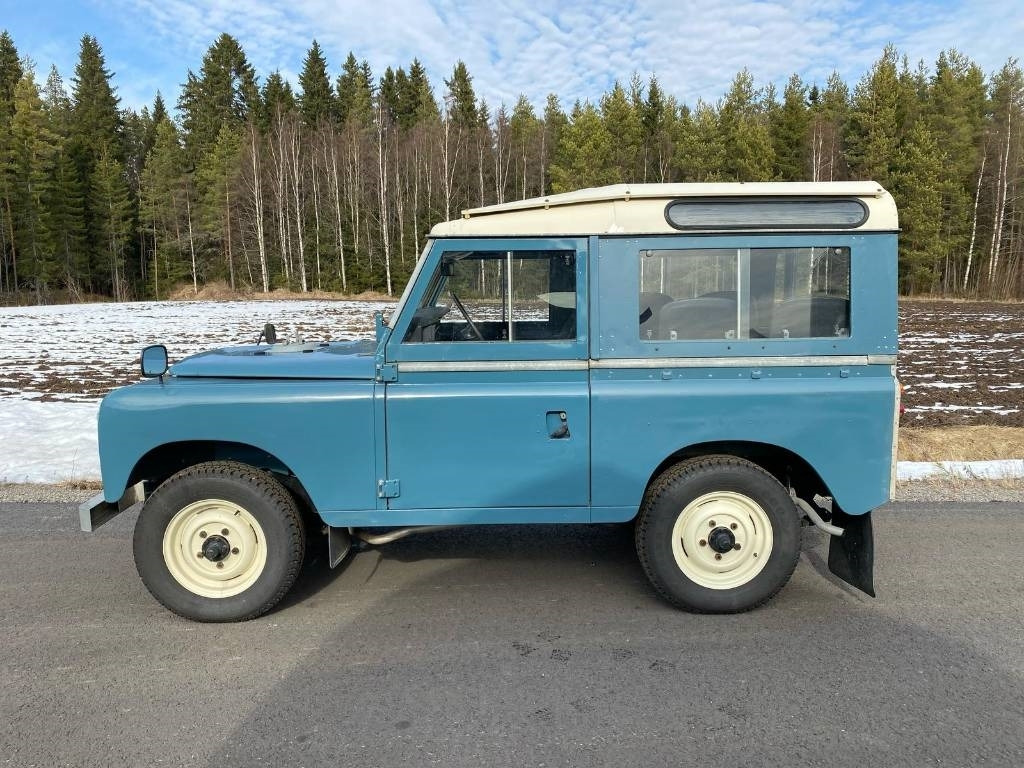 Land Rover Regular Station Wagon - Automóvel: foto 3 Land Rover Regular Station Wagon - Automóvel: foto 3