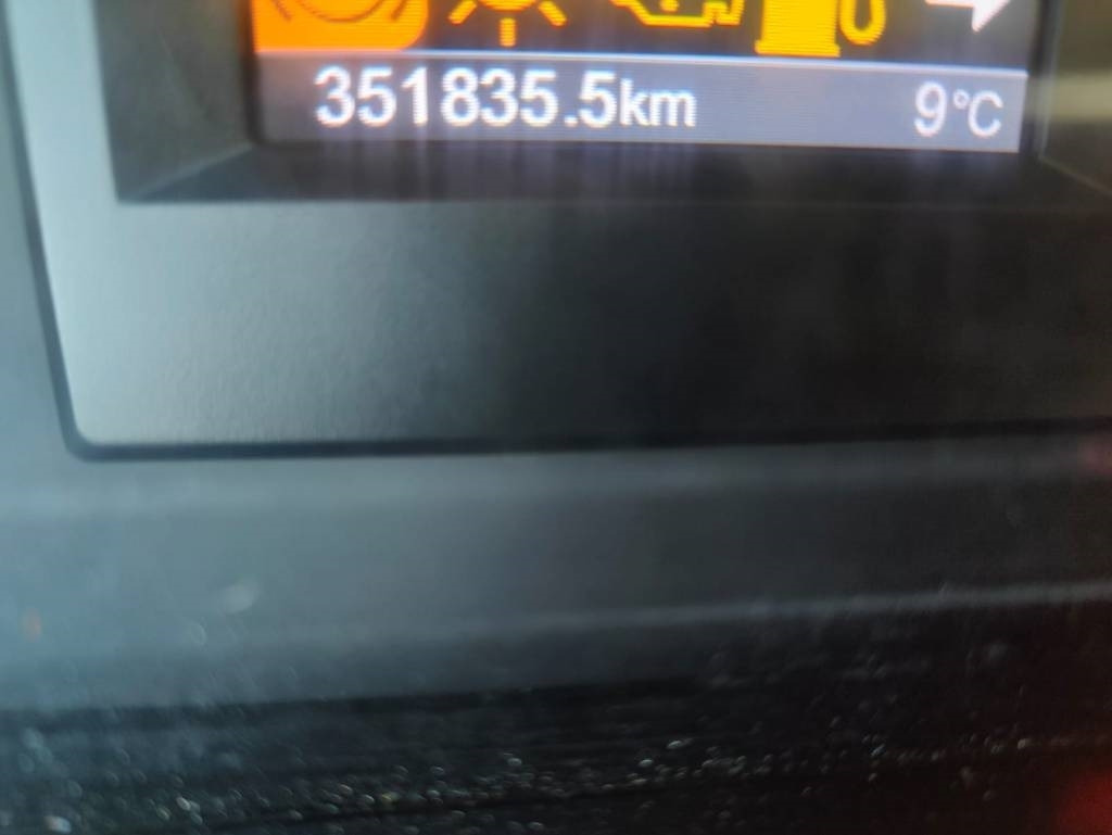 Caminhão chassi Scania P 320: foto 8