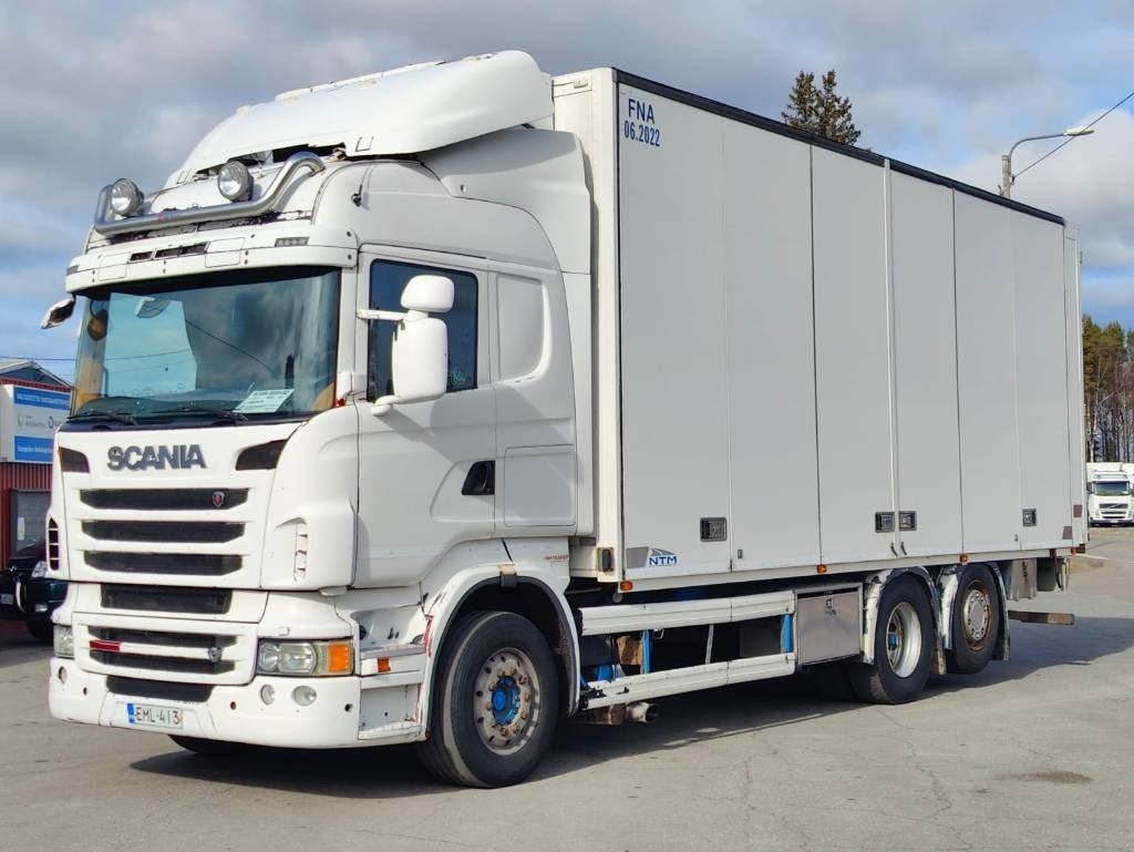Scania R-500 6x2 4900 - Caminhão furgão: foto 1 Scania R-500 6x2 4900 - Caminhão furgão: foto 1
