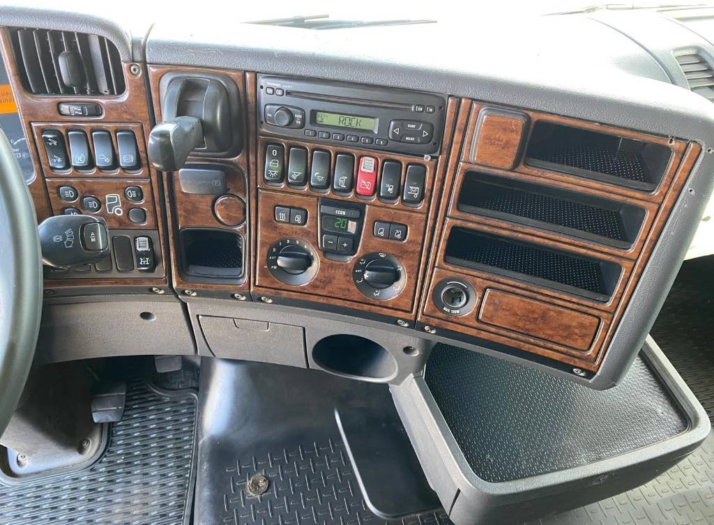 Locação de Scania R 560 Scania R 560: foto 20 Locação de Scania R 560 Scania R 560: foto 20