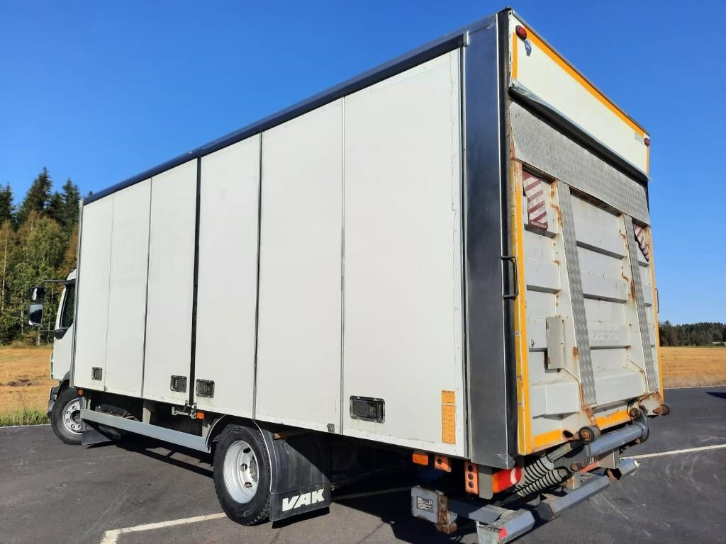 Volvo FL 240  - Caminhão furgão: foto 3 Volvo FL 240  - Caminhão furgão: foto 3