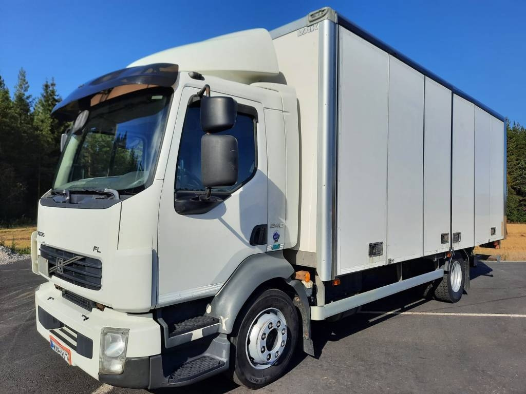 Volvo FL 240  - Caminhão furgão: foto 1 Volvo FL 240  - Caminhão furgão: foto 1
