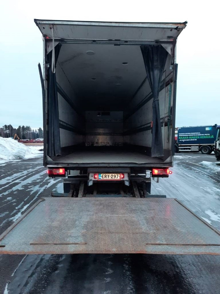Volvo FM 9 300 - Caminhão furgão: foto 5 Volvo FM 9 300 - Caminhão furgão: foto 5