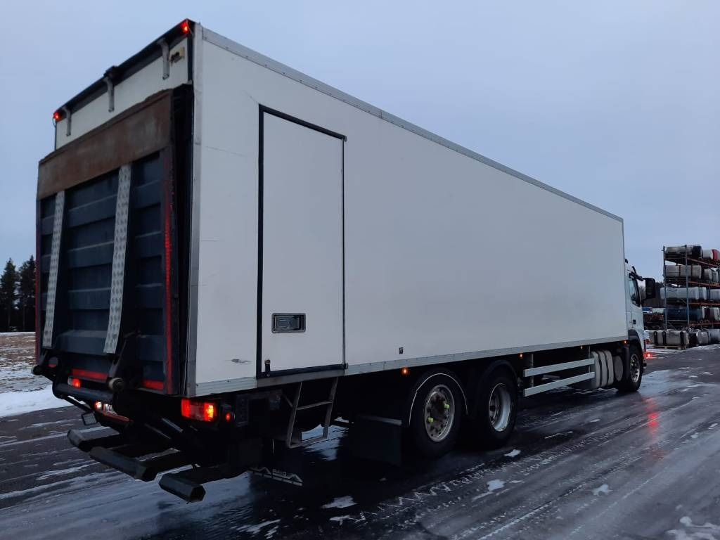 Volvo FM 9 300 - Caminhão furgão: foto 4 Volvo FM 9 300 - Caminhão furgão: foto 4