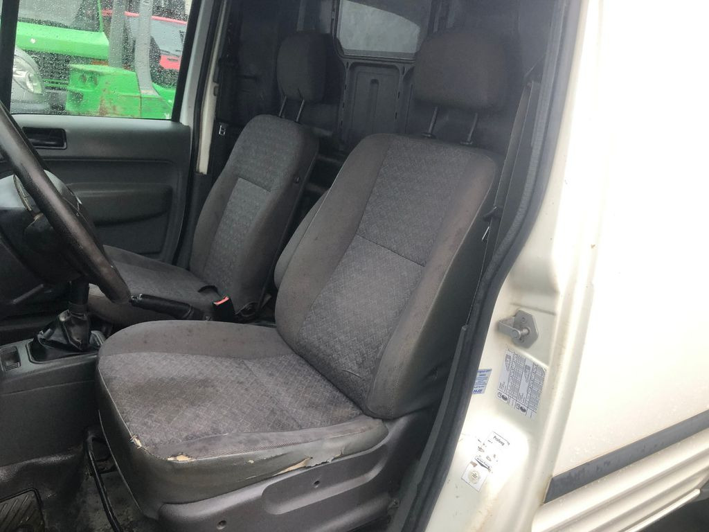 Locação de Ford Transit Connect 1.8 TDCi Kasten lang  Ford Transit Connect 1.8 TDCi Kasten lang: foto 10