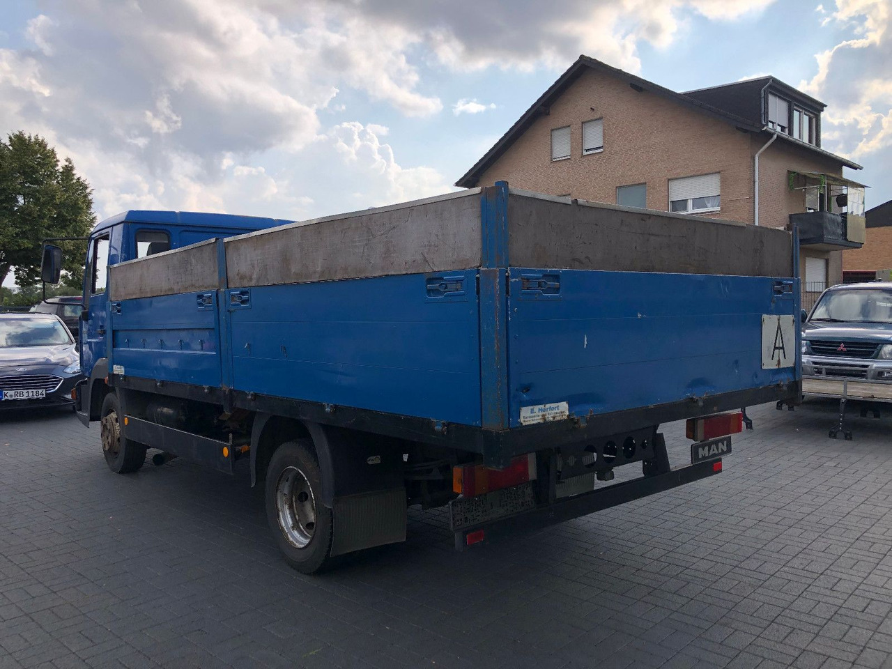 MAN LE 140 C Klima, Tempomat, TÜV 11-2025 - Furgão caixa aberta: foto 2 MAN LE 140 C Klima, Tempomat, TÜV 11-2025 - Furgão caixa aberta: foto 2