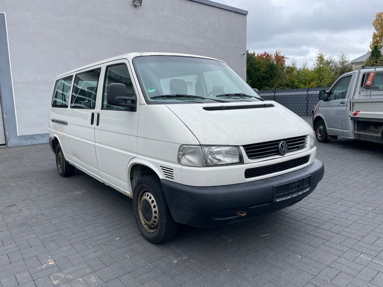 Volkswagen T4 Caravelle 2,5-l-Diesel TDI 75kW syncro lang - Furgão de passageiros: foto 1 Volkswagen T4 Caravelle 2,5-l-Diesel TDI 75kW syncro lang - Furgão de passageiros: foto 1