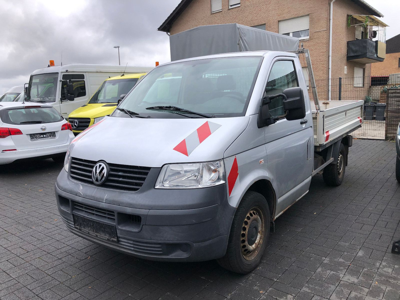 Volkswagen T5 1.9 TDI Transporter Pritsche - Furgão caixa aberta: foto 1 Volkswagen T5 1.9 TDI Transporter Pritsche - Furgão caixa aberta: foto 1