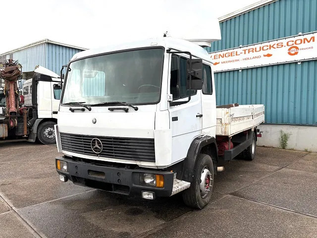 Mercedes-Benz 1117 K 6-CILINDER SLEEPERCAB (8 WHEEL NUTS / FULL STEEL SUSPENSION / MANUAL GEARBOX) - Camião de caixa aberta/ Plataforma: foto 1 Mercedes-Benz 1117 K 6-CILINDER SLEEPERCAB (8 WHEEL NUTS / FULL STEEL SUSPENSION / MANUAL GEARBOX) - Camião de caixa aberta/ Plataforma: foto 1