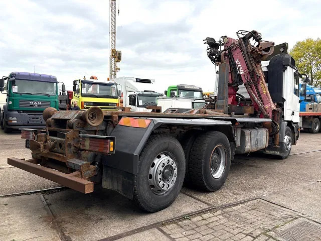 Mercedes-Benz Actros 2540 L 6x2 MP1 WITH V-CRANE & HOOK-ARM SYSTEM (EPS WITH CLUTCH (3 PEDALS) / REDUCTION AXLE / STEEL-/AIR SUSPENSION / P.T. - Caminhão polibenne, Caminhão grua: foto 3 Mercedes-Benz Actros 2540 L 6x2 MP1 WITH V-CRANE & HOOK-ARM SYSTEM (EPS WITH CLUTCH (3 PEDALS) / REDUCTION AXLE / STEEL-/AIR SUSPENSION / P.T. - Caminhão polibenne, Caminhão grua: foto 3