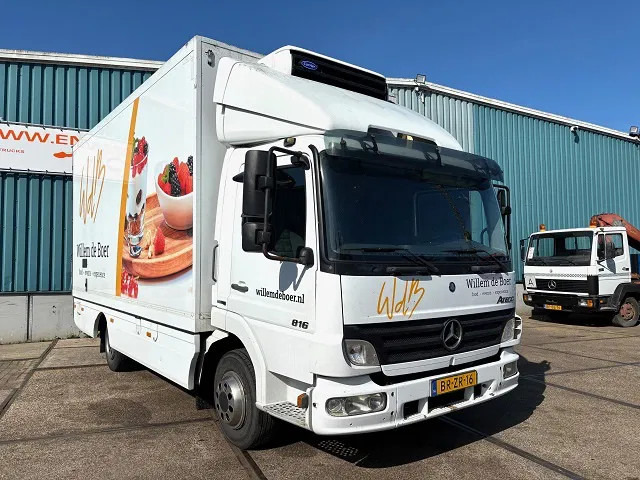 Mercedes-Benz Atego 816 L 4x2 ORIGINAL DUTCH COOLER TRUCK WITH CARRIER XARIOS 600D/E (MANUAL GEARBOX / AIRCONDITIONING / 2.000 KG. TAILLIFT) - Caminhão frigorífico: foto 2 Mercedes-Benz Atego 816 L 4x2 ORIGINAL DUTCH COOLER TRUCK WITH CARRIER XARIOS 600D/E (MANUAL GEARBOX / AIRCONDITIONING / 2.000 KG. TAILLIFT) - Caminhão frigorífico: foto 2