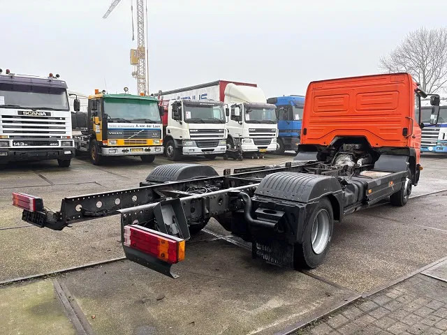 Mercedes-Benz Atego 823L DAY CAB (6-CILINDER) 4x2 CHASSIS (MANUAL GEARBOX / SPER DIFFERENTIAL / 6-CILINDER ENGINE) - Caminhão chassi: foto 3 Mercedes-Benz Atego 823L DAY CAB (6-CILINDER) 4x2 CHASSIS (MANUAL GEARBOX / SPER DIFFERENTIAL / 6-CILINDER ENGINE) - Caminhão chassi: foto 3
