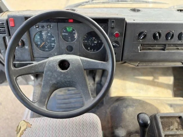 Caminhão furgão Mercedes-Benz LK 817 (6-CILINDER) ORIGINAL DUTCH TRUCK WITH CLOSED BOX (MANUAL GEARBOX / FULL STEEL SUSPENSION): foto 8
