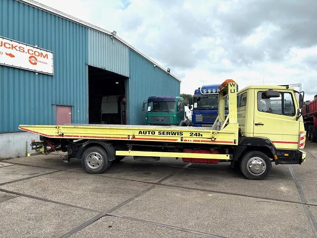 Mercedes-Benz LK 817 AUTO TRANSPORTER (6-CILINDER / FULL STEEL SUSPENSION / MANUAL GEARBOX / WINCH / ETC.) - Caminhão transporte de veículos: foto 5 Mercedes-Benz LK 817 AUTO TRANSPORTER (6-CILINDER / FULL STEEL SUSPENSION / MANUAL GEARBOX / WINCH / ETC.) - Caminhão transporte de veículos: foto 5