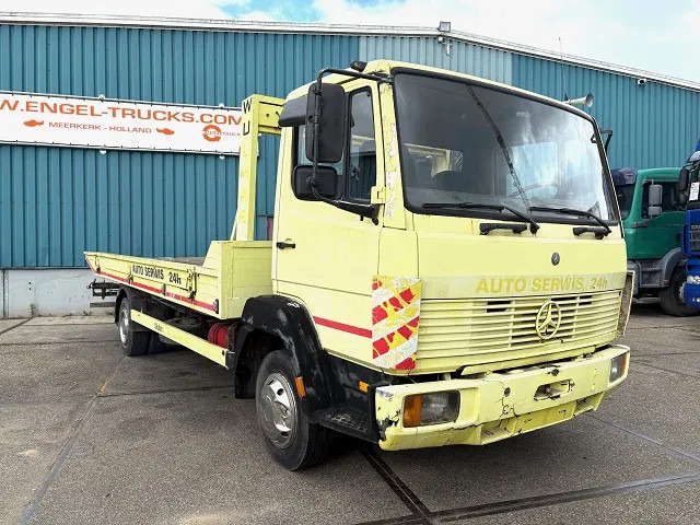 Mercedes-Benz LK 817 AUTO TRANSPORTER (6-CILINDER / FULL STEEL SUSPENSION / MANUAL GEARBOX / WINCH / ETC.) - Caminhão transporte de veículos: foto 2 Mercedes-Benz LK 817 AUTO TRANSPORTER (6-CILINDER / FULL STEEL SUSPENSION / MANUAL GEARBOX / WINCH / ETC.) - Caminhão transporte de veículos: foto 2