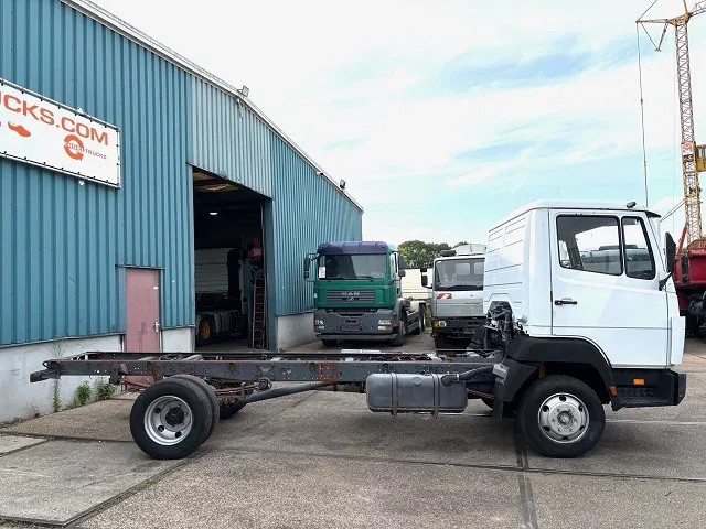 Mercedes-Benz LK 914 4x2 FULL STEEL CHASSIS (6-CILINDER / MANUAL GEARBOX / FULL STEEL SUSPENSION) - Caminhão chassi: foto 4 Mercedes-Benz LK 914 4x2 FULL STEEL CHASSIS (6-CILINDER / MANUAL GEARBOX / FULL STEEL SUSPENSION) - Caminhão chassi: foto 4