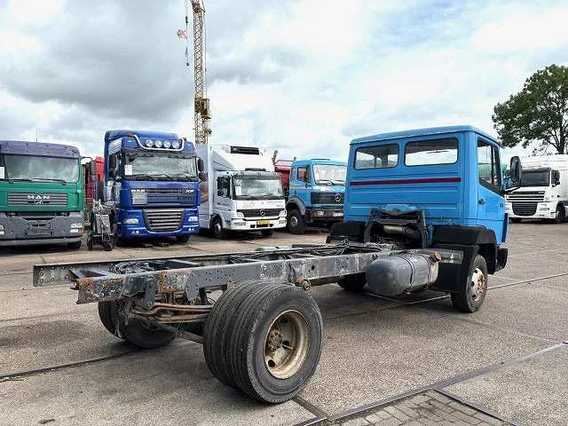 Mercedes-Benz LK 914K (6-CILINDER) FULL STEEL CHASSIS (MANUAL GEARBOX / FULL STEEL SUSPENSION) - Caminhão chassi: foto 3 Mercedes-Benz LK 914K (6-CILINDER) FULL STEEL CHASSIS (MANUAL GEARBOX / FULL STEEL SUSPENSION) - Caminhão chassi: foto 3