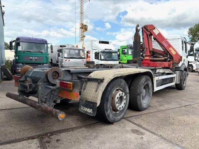 Mercedes-Benz SK 2527 6x2 HOOK-ARM SYSTEM WITH HMF CRANE (V6 ENGINE / ZF MANUAL GEARBOX / REDUCTION AXLE / STEEL SUSPENSION / P.T.O.) - Caminhão polibenne, Caminhão grua: foto 3 Mercedes-Benz SK 2527 6x2 HOOK-ARM SYSTEM WITH HMF CRANE (V6 ENGINE / ZF MANUAL GEARBOX / REDUCTION AXLE / STEEL SUSPENSION / P.T.O.) - Caminhão polibenne, Caminhão grua: foto 3