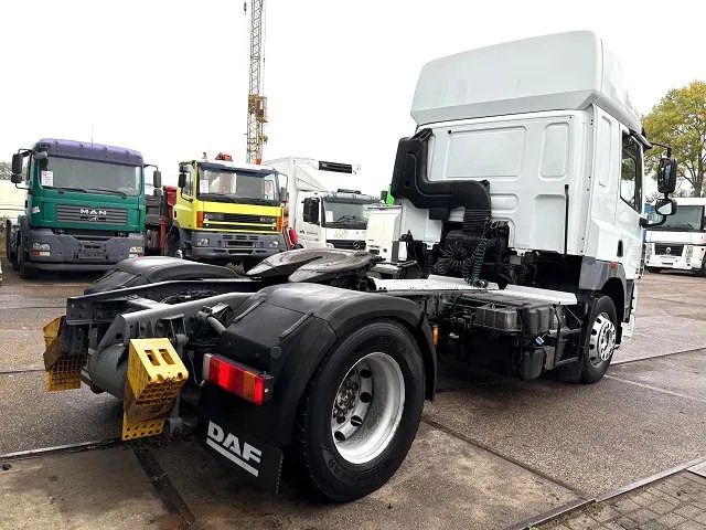 DAF CF 85.460 SPACECAB 4x2 (AS-TRONIC / MX-BRAKE / AIRCONDITIONING / ADR-VLG / FRIDGE / EURO 5 / ETC.) - Tractor: foto 3 DAF CF 85.460 SPACECAB 4x2 (AS-TRONIC / MX-BRAKE / AIRCONDITIONING / ADR-VLG / FRIDGE / EURO 5 / ETC.) - Tractor: foto 3