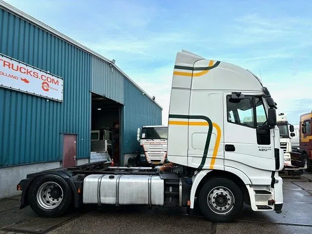 Iveco Stralis 440.42 /TP HIGH-WAY (EURO 6 / AUTOMATIC GEARBOX / 2x TANK / FRIDGE / AIRCONDITIONING / ETC.) - Tractor: foto 4 Iveco Stralis 440.42 /TP HIGH-WAY (EURO 6 / AUTOMATIC GEARBOX / 2x TANK / FRIDGE / AIRCONDITIONING / ETC.) - Tractor: foto 4
