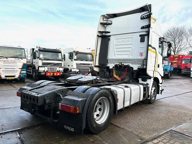 Iveco Stralis 440.42 /TP HIGH-WAY (EURO 6 / AUTOMATIC GEARBOX / 2x TANK / FRIDGE / AIRCONDITIONING / ETC.) - Tractor: foto 3 Iveco Stralis 440.42 /TP HIGH-WAY (EURO 6 / AUTOMATIC GEARBOX / 2x TANK / FRIDGE / AIRCONDITIONING / ETC.) - Tractor: foto 3