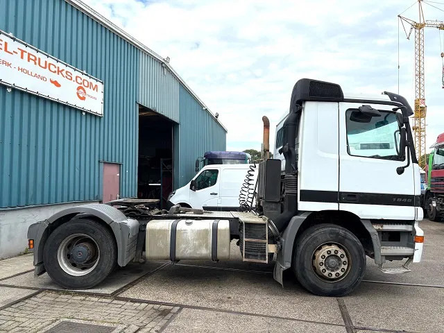 Mercedes-Benz Actros 1848 LS (MP1) 4x2 TRACTOR (EPS WITH CLUTCH / RUDUCTION AXLE / HYDRAULIC KIT / AIRCONDITIONING / ETC) - Tractor: foto 4 Mercedes-Benz Actros 1848 LS (MP1) 4x2 TRACTOR (EPS WITH CLUTCH / RUDUCTION AXLE / HYDRAULIC KIT / AIRCONDITIONING / ETC) - Tractor: foto 4