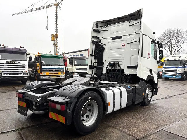 Renault T460 HIGH (EURO 6 / I-SHIFT / HYDRAULIC SYSTEM / VBI-BRAKE / P.T.O. / 2x DIESELTANK / ETC.) - Tractor: foto 3 Renault T460 HIGH (EURO 6 / I-SHIFT / HYDRAULIC SYSTEM / VBI-BRAKE / P.T.O. / 2x DIESELTANK / ETC.) - Tractor: foto 3