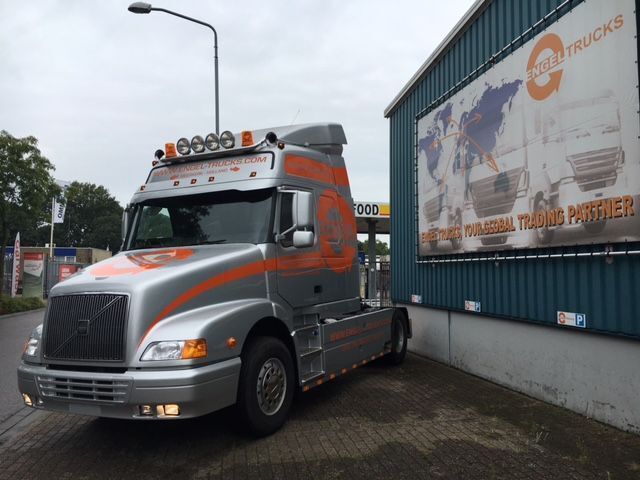 Volvo DEUR VERLENGER - Cabine de Caminhão: foto 5 Volvo DEUR VERLENGER - Cabine de Caminhão: foto 5