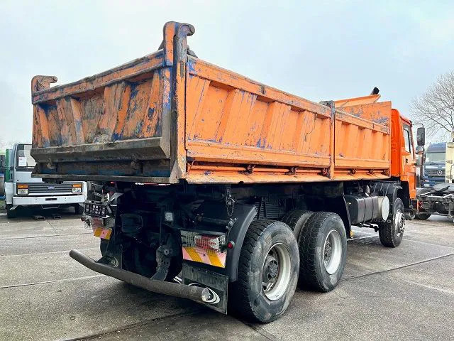 Volvo FL 12.380 6x6 FULL STEEL SUSPENSION MEILLER KIPPER (EURO 2 / MANUAL GEARBOX / REDUCTION AXLES / FULL STEEL SUSPENSION) - Caminhão basculante: foto 3 Volvo FL 12.380 6x6 FULL STEEL SUSPENSION MEILLER KIPPER (EURO 2 / MANUAL GEARBOX / REDUCTION AXLES / FULL STEEL SUSPENSION) - Caminhão basculante: foto 3