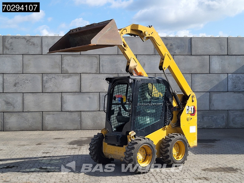 Caterpillar 226 D3 BUCKET + FORKS - Mini carregadeira: foto 2 Caterpillar 226 D3 BUCKET + FORKS - Mini carregadeira: foto 2