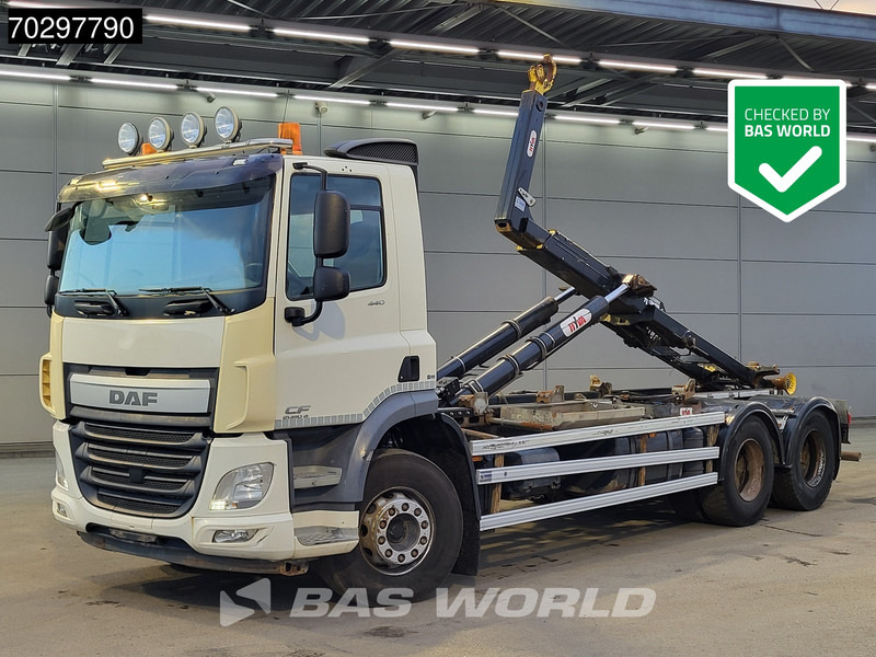 DAF CF 440 6X2 HYVA 22-60-S Hooklift Lift Axle Automatic ACC Euro 6 - Caminhão polibenne: foto 1 DAF CF 440 6X2 HYVA 22-60-S Hooklift Lift Axle Automatic ACC Euro 6 - Caminhão polibenne: foto 1