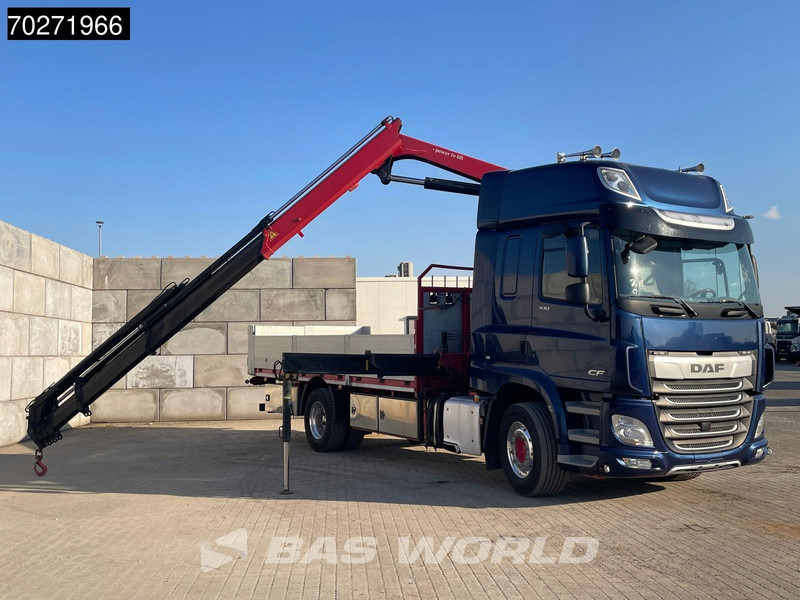 DAF CF 530 4X2 HMF 1820-RC Kran Crane Retarder Space cab Euro 6 - Camião de caixa aberta/ Plataforma, Caminhão grua: foto 5 DAF CF 530 4X2 HMF 1820-RC Kran Crane Retarder Space cab Euro 6 - Camião de caixa aberta/ Plataforma, Caminhão grua: foto 5