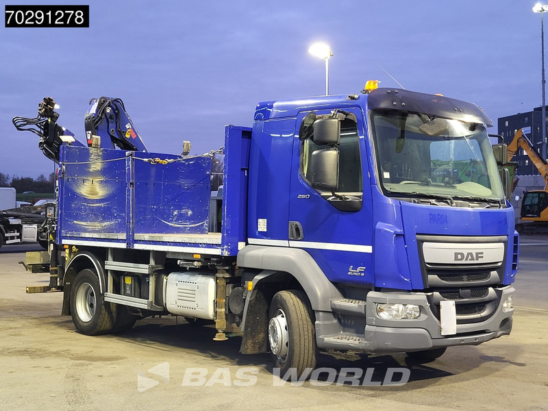 DAF LF 260 LF 4X2 Hiab 111 B-2 HIDUO Crane Kran Remote control Automatic ACC Euro 6 - Camião de caixa aberta/ Plataforma, Caminhão grua: foto 3 DAF LF 260 LF 4X2 Hiab 111 B-2 HIDUO Crane Kran Remote control Automatic ACC Euro 6 - Camião de caixa aberta/ Plataforma, Caminhão grua: foto 3