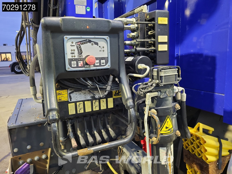 DAF LF 260 LF 4X2 Hiab 111 B-2 HIDUO Crane Kran Remote control Automatic ACC Euro 6 - Camião de caixa aberta/ Plataforma, Caminhão grua: foto 3 DAF LF 260 LF 4X2 Hiab 111 B-2 HIDUO Crane Kran Remote control Automatic ACC Euro 6 - Camião de caixa aberta/ Plataforma, Caminhão grua: foto 3