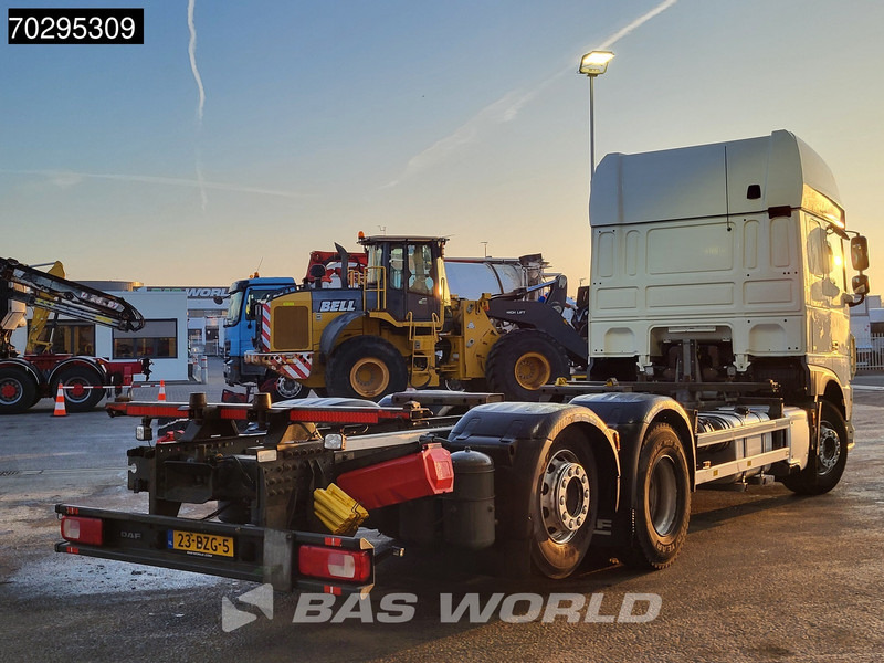 DAF XF 450 XF 6X2 NL-Truck Retarder 2xTanks Lift-axle Standairco ACC Euro 6 - Caminhão transportador de contêineres/ Caixa móvel: foto 5 DAF XF 450 XF 6X2 NL-Truck Retarder 2xTanks Lift-axle Standairco ACC Euro 6 - Caminhão transportador de contêineres/ Caixa móvel: foto 5