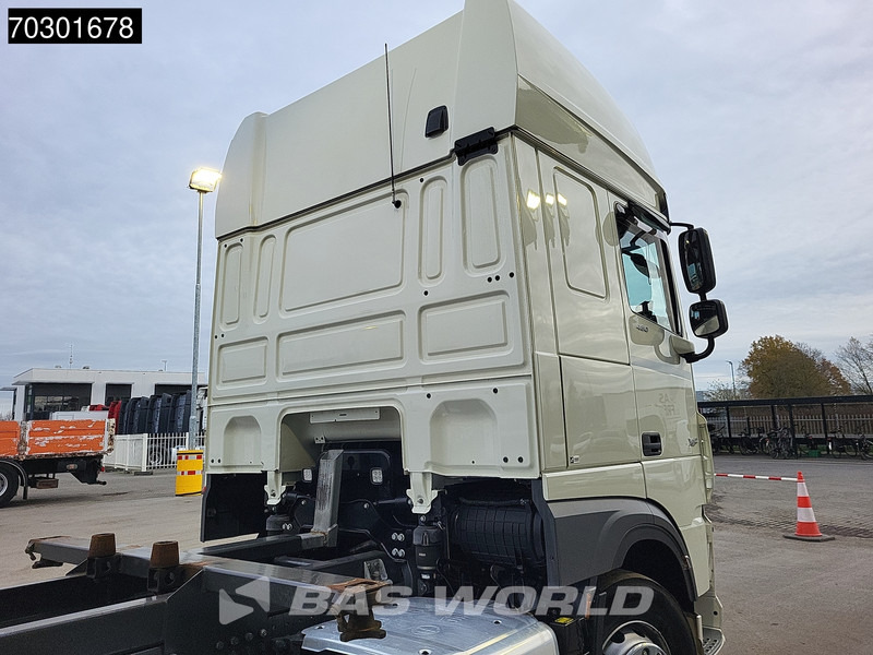 DAF XF 480 6X2 FAN Retarder Lift+Steering Axle Full Air Euro 6 - Caminhão transportador de contêineres/ Caixa móvel: foto 5 DAF XF 480 6X2 FAN Retarder Lift+Steering Axle Full Air Euro 6 - Caminhão transportador de contêineres/ Caixa móvel: foto 5