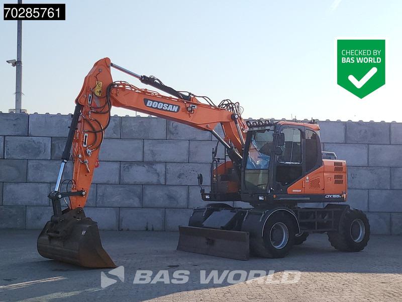 Doosan DX165W-5 DUTCH MACHINE - Escavadeira de rodas: foto 1 Doosan DX165W-5 DUTCH MACHINE - Escavadeira de rodas: foto 1