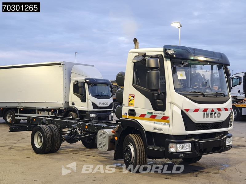 Iveco Eurocargo 120E210 4X2 NEW! 12 tons CNG chassis Automatic Airco Cruise control Euro 6 - Caminhão chassi: foto 5 Iveco Eurocargo 120E210 4X2 NEW! 12 tons CNG chassis Automatic Airco Cruise control Euro 6 - Caminhão chassi: foto 5