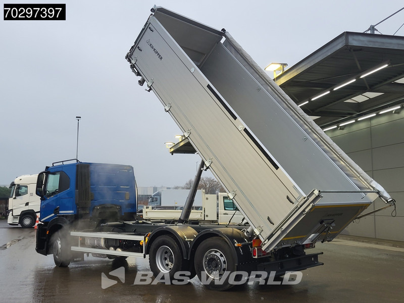 Iveco S-Way 420 6X2 NEW! 17m3 3-way KH kipper Lift+Steering axle Automatic Euro 6 - Caminhão basculante: foto 2 Iveco S-Way 420 6X2 NEW! 17m3 3-way KH kipper Lift+Steering axle Automatic Euro 6 - Caminhão basculante: foto 2