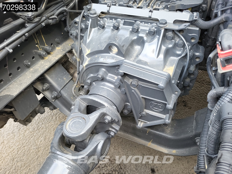 Locação de Iveco S-Way 460 4X2 NEW !! BDF Automatic Full air ACC Led Euro 6 Iveco S-Way 460 4X2 NEW !! BDF Automatic Full air ACC Led Euro 6: foto 11 Locação de Iveco S-Way 460 4X2 NEW !! BDF Automatic Full air ACC Led Euro 6 Iveco S-Way 460 4X2 NEW !! BDF Automatic Full air ACC Led Euro 6: foto 11