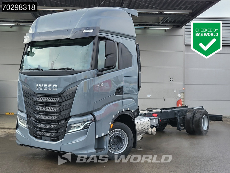 Iveco S-Way 460 4X2 NEW! Chassis FULL AIR ACC LED Euro 6 - Caminhão chassi: foto 1 Iveco S-Way 460 4X2 NEW! Chassis FULL AIR ACC LED Euro 6 - Caminhão chassi: foto 1