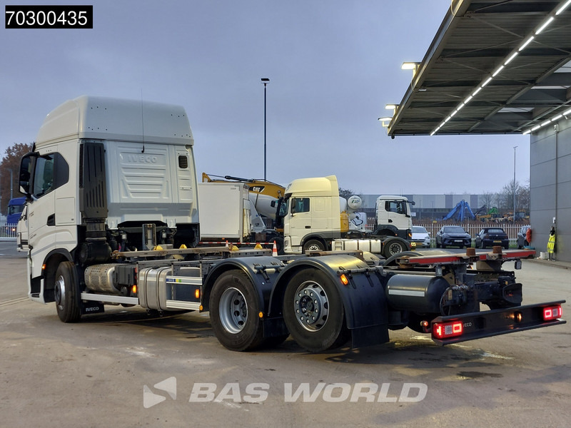Iveco S-Way 510 6X2 BDF Retarder Air suspension Lift-Axle Automatic Euro 6 - Caminhão transportador de contêineres/ Caixa móvel: foto 2 Iveco S-Way 510 6X2 BDF Retarder Air suspension Lift-Axle Automatic Euro 6 - Caminhão transportador de contêineres/ Caixa móvel: foto 2