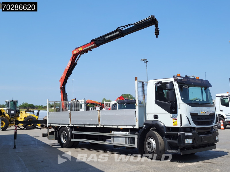 Iveco Stralis 310 4X2 Fassi F135 A.0.22 E Kran Crane Automatic Euro 5 - Camião de caixa aberta/ Plataforma, Caminhão grua: foto 3 Iveco Stralis 310 4X2 Fassi F135 A.0.22 E Kran Crane Automatic Euro 5 - Camião de caixa aberta/ Plataforma, Caminhão grua: foto 3