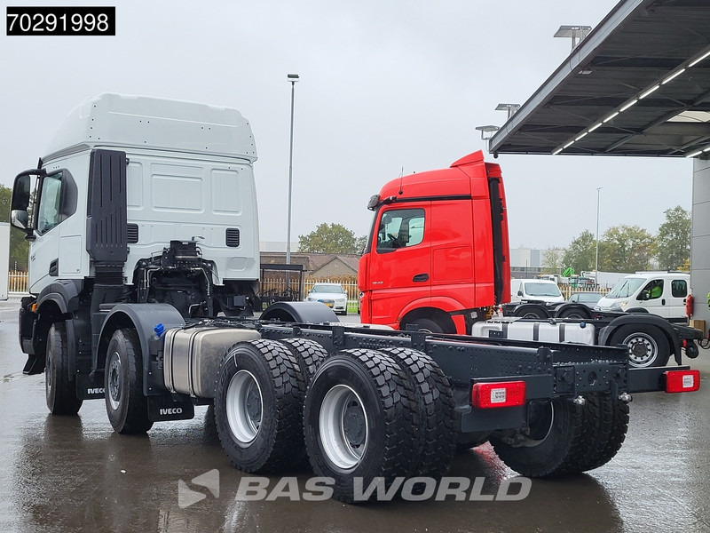 Iveco T-Way 510 8X4 NEW! Retarder Steelsuspension Big-Axle LED Euro 6 - Caminhão chassi: foto 2 Iveco T-Way 510 8X4 NEW! Retarder Steelsuspension Big-Axle LED Euro 6 - Caminhão chassi: foto 2