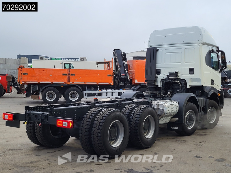 Iveco T-Way 510 8X4 NEW chassis! Retarder Big-Axle Steelsuspension LED Automatic Euro 6 - Caminhão chassi: foto 5 Iveco T-Way 510 8X4 NEW chassis! Retarder Big-Axle Steelsuspension LED Automatic Euro 6 - Caminhão chassi: foto 5
