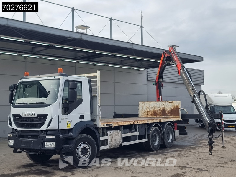 Iveco Trakker 360 6X4 Palfinger PK17.001 SLD Remote Steelsuspension Big-Axle - Camião de caixa aberta/ Plataforma, Caminhão grua: foto 5 Iveco Trakker 360 6X4 Palfinger PK17.001 SLD Remote Steelsuspension Big-Axle - Camião de caixa aberta/ Plataforma, Caminhão grua: foto 5
