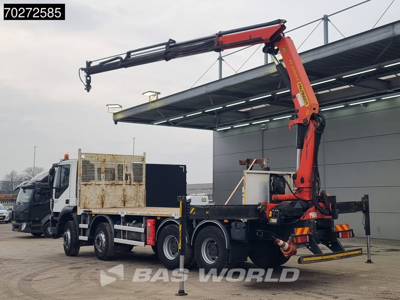 Iveco Trakker 360 8X4 Palfinger PK20001 Kran Retarder Big-Axle Steelsuspension Euro 6 - Camião de caixa aberta/ Plataforma, Caminhão grua: foto 2 Iveco Trakker 360 8X4 Palfinger PK20001 Kran Retarder Big-Axle Steelsuspension Euro 6 - Camião de caixa aberta/ Plataforma, Caminhão grua: foto 2